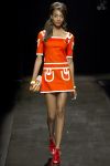 Moschino proleće/leto 2013. - slika 17