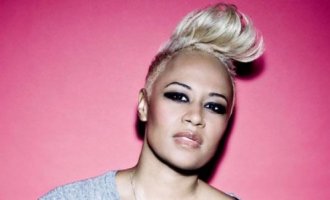 Emeli Sandé - Next To Me