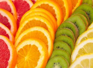 8 namirnica koje su bogate vitaminom C i koje su prirodni sagorevači masti