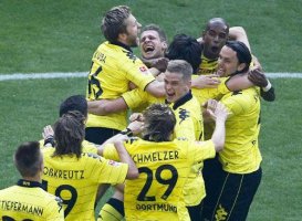 Borusija Dortmund ubedljiva protiv Šahtjora