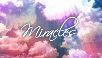 Coldplay - Miracles (Official Lyric Video)